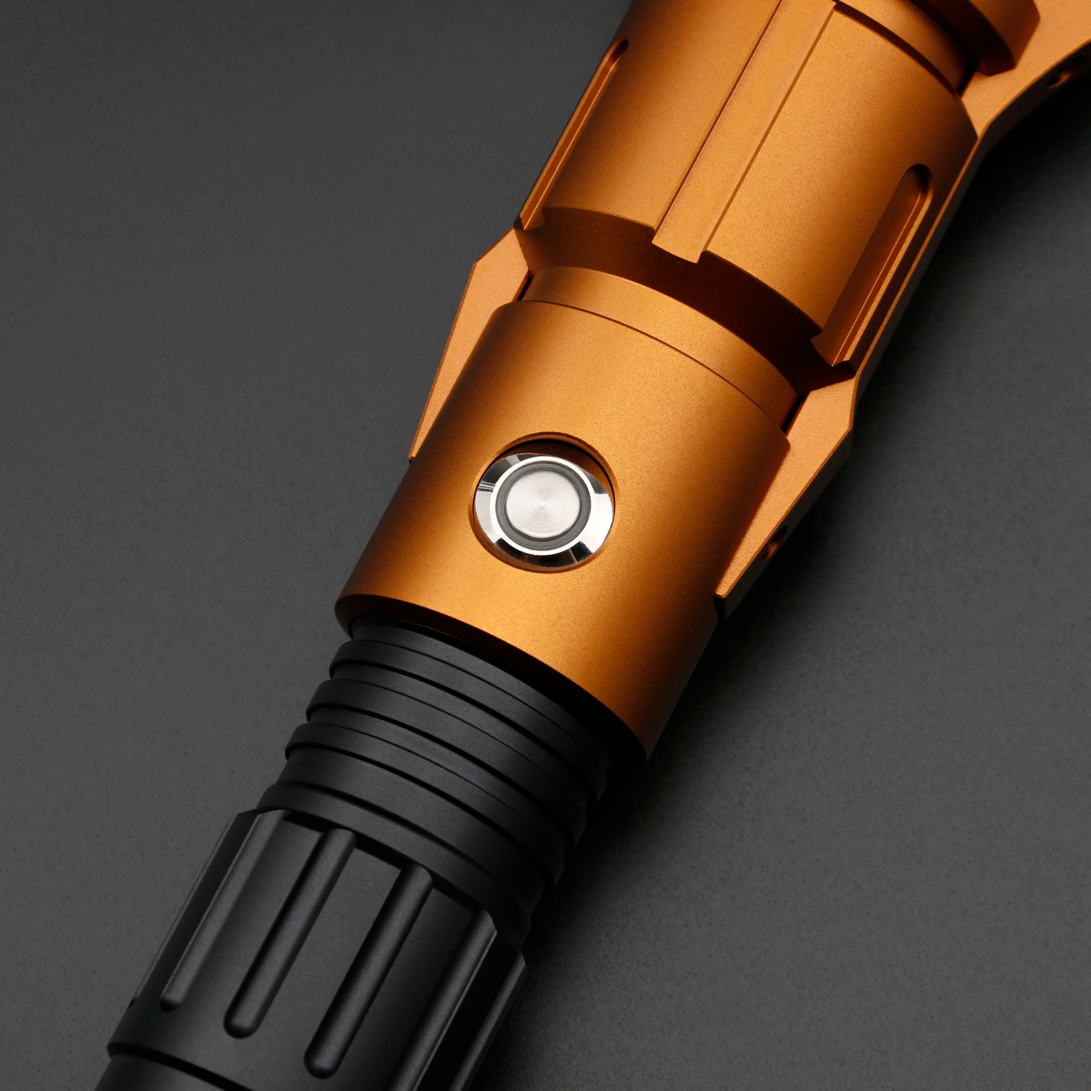 Taron's LightSaber - KYBERY