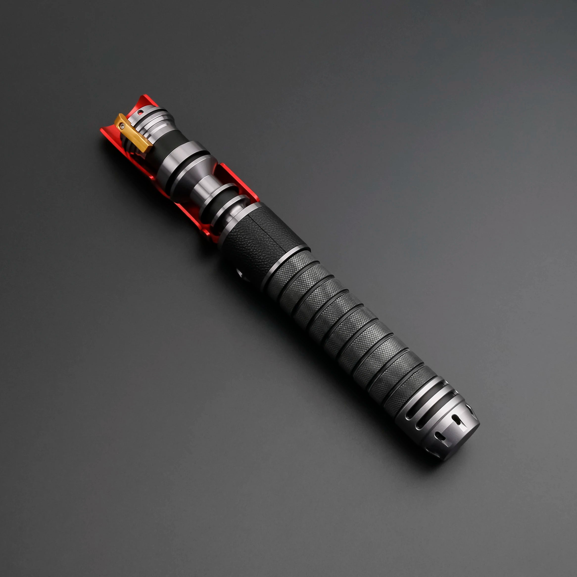 Relic Hunter Lightsaber - KYBERY